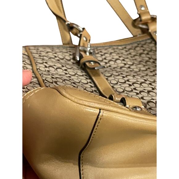 COACH F11526 Signature Gallery Monogram Tote / Handbag / purse - Picture 4 of 16